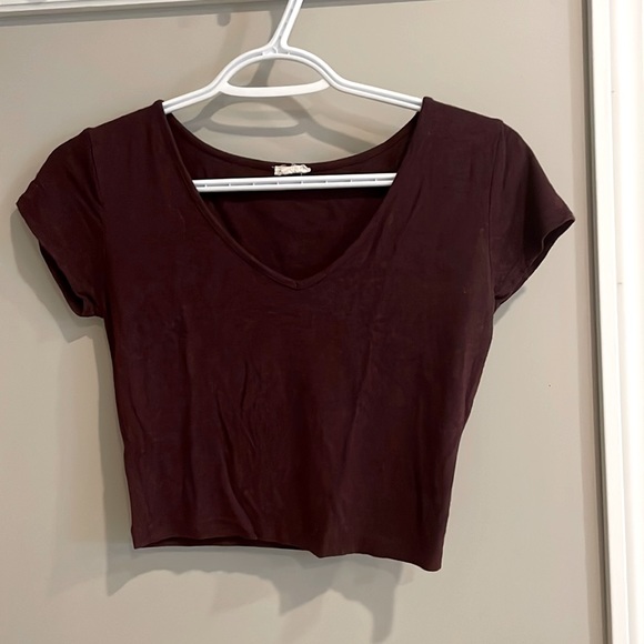 Garage size small burgundy crop tee - Picture 1 of 1